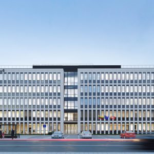 INHUS administracinis pastatas